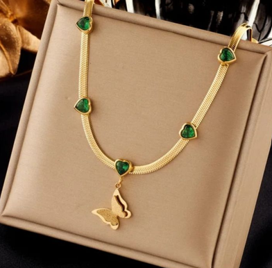 Emerald Heart Butterfly Collar