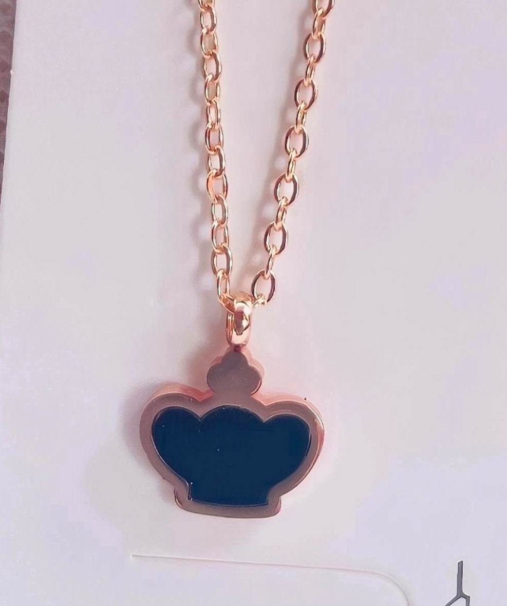 The Victoria Crown Pendant.